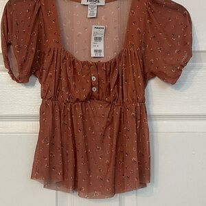 RSQ mesh puff sleeve, Rust color , Size X small . New with tags